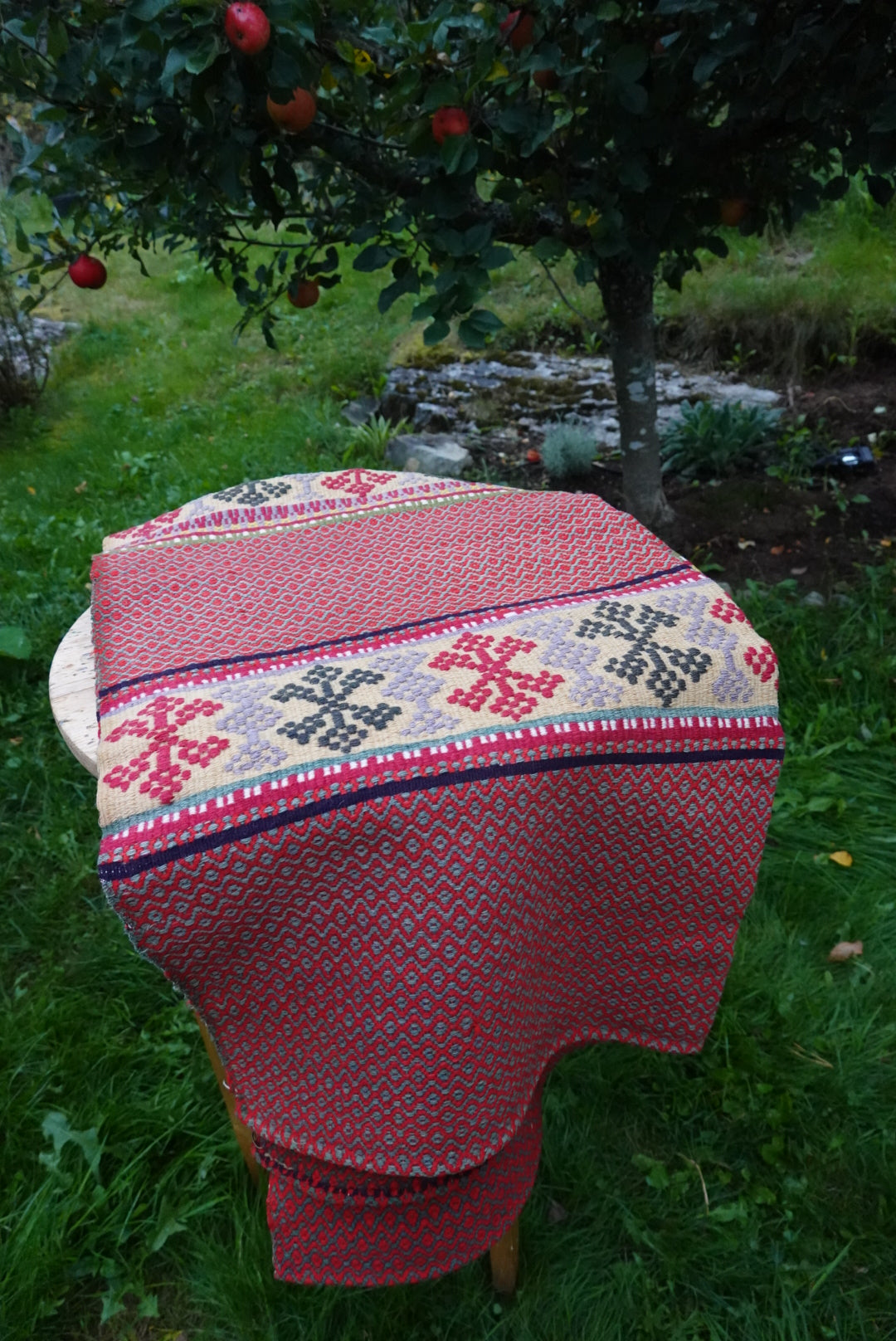 Veggteppe / åkle vintage