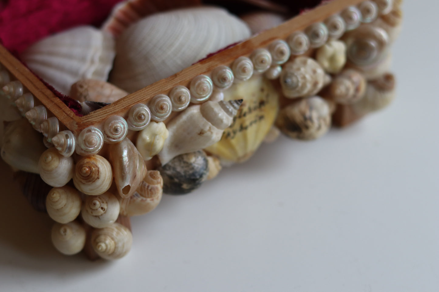 Vintage smykkeskrin med skjell