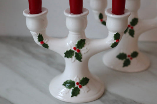 Julelysestaker med kristtornmotiv