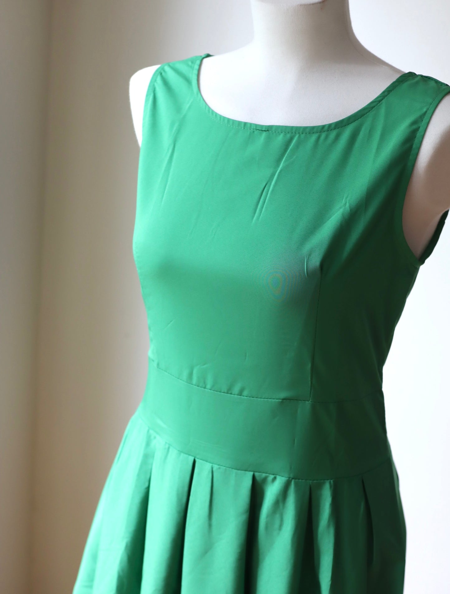 Grønn kjole secondhand