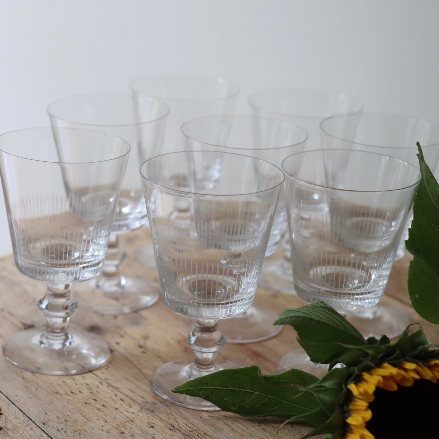 Vintage glass med inngraverte linjer