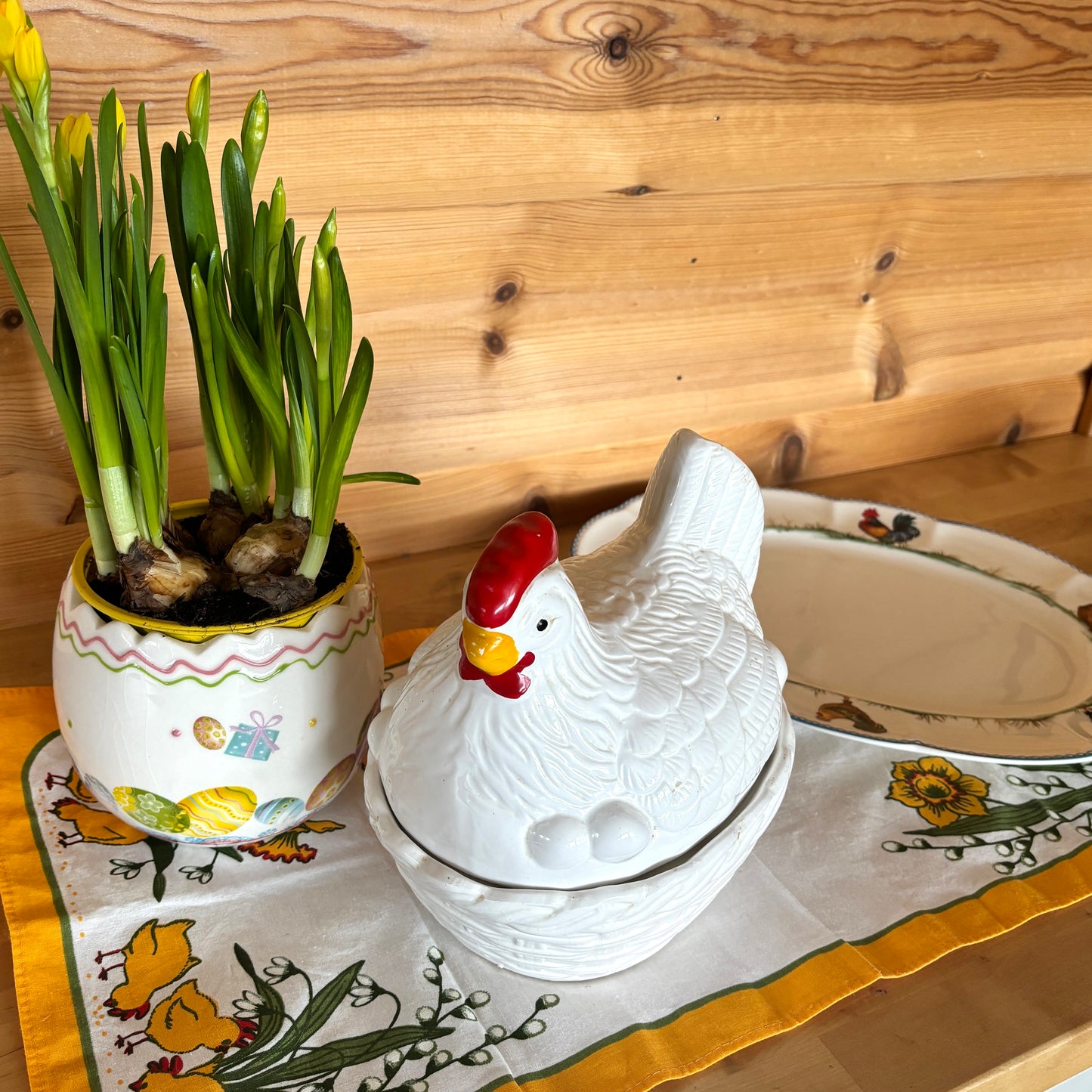 Serveringsfat med påskemotiv