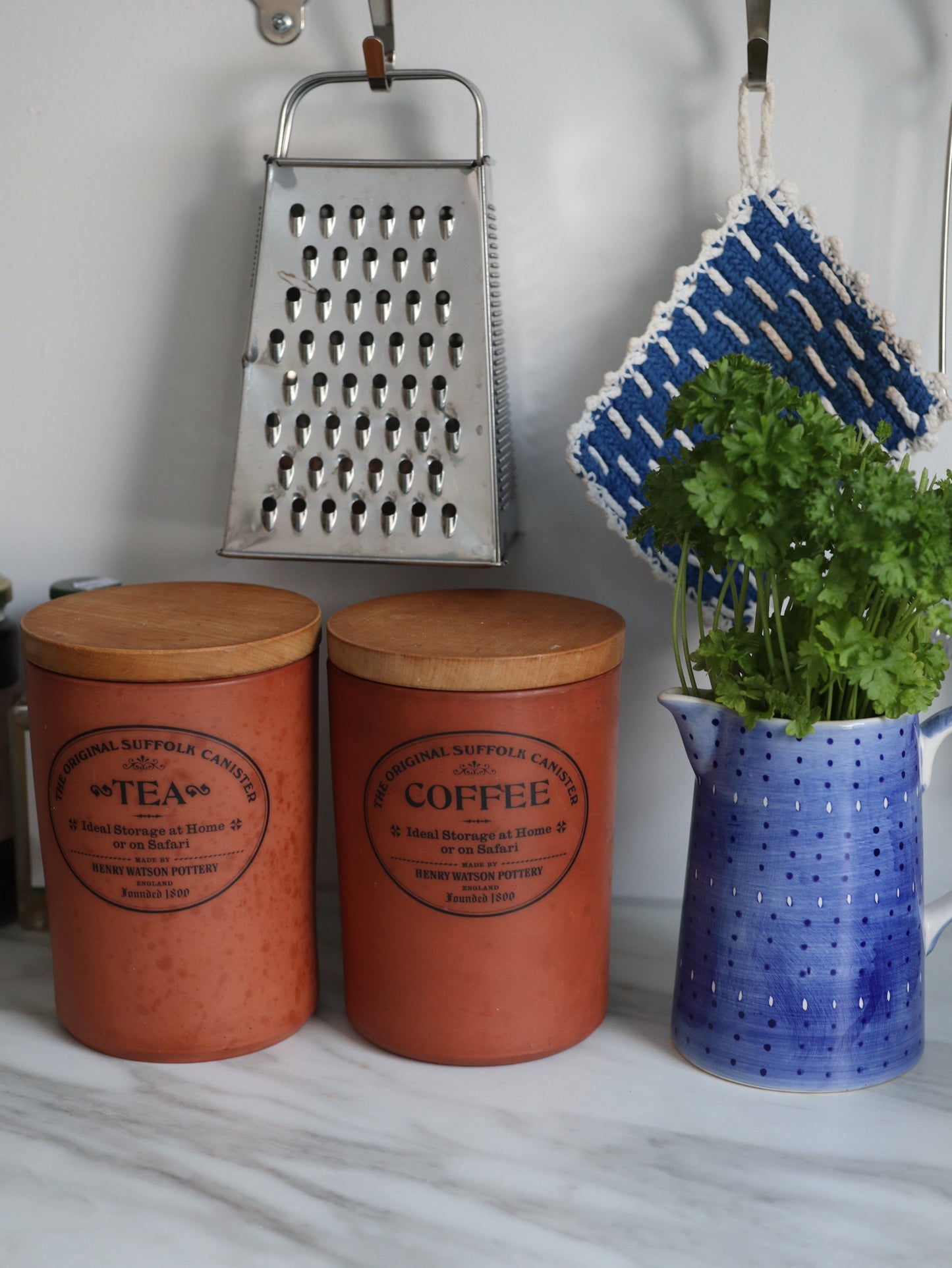 Kjøkkenkrukker i keramikk - terracotta