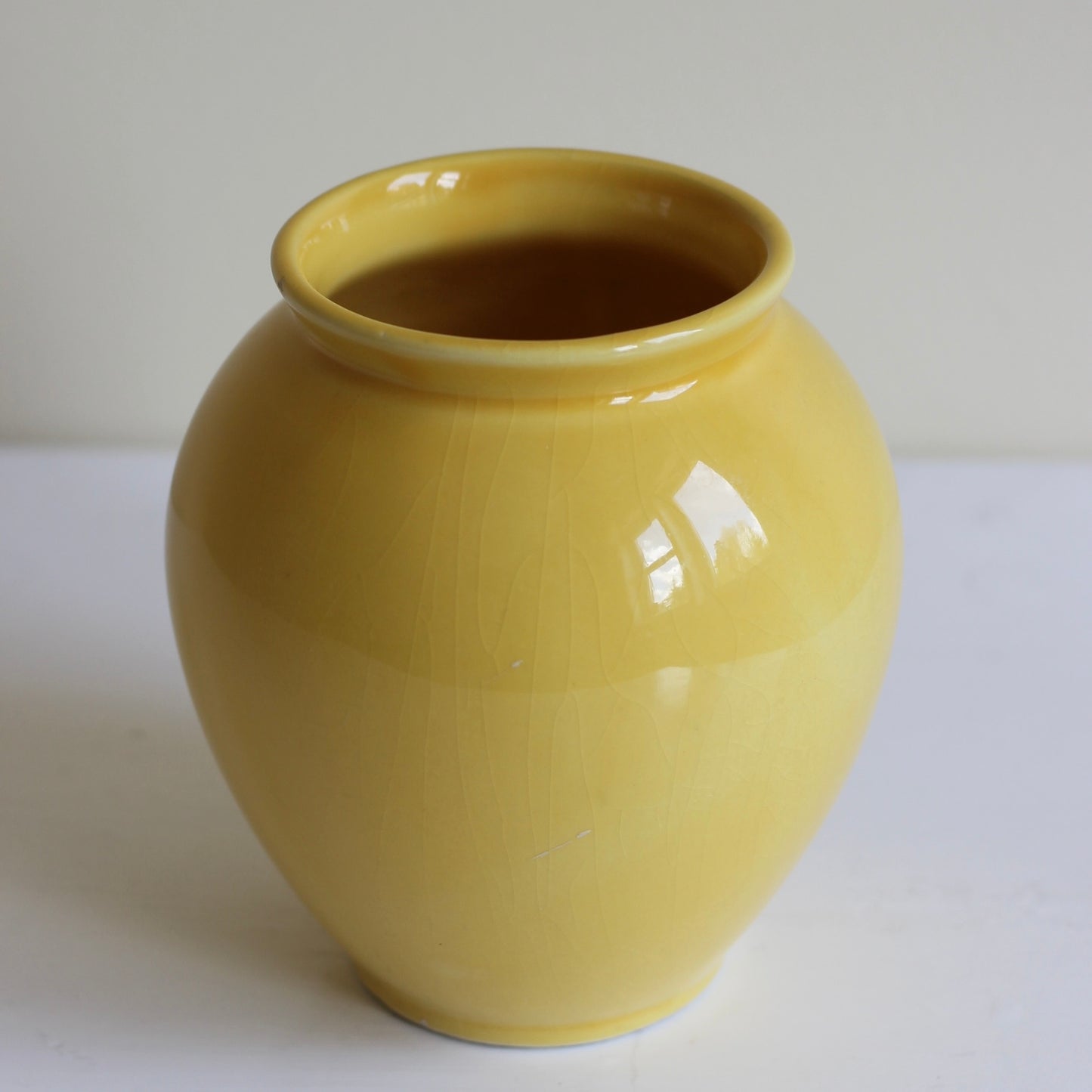Gul vase - brukt