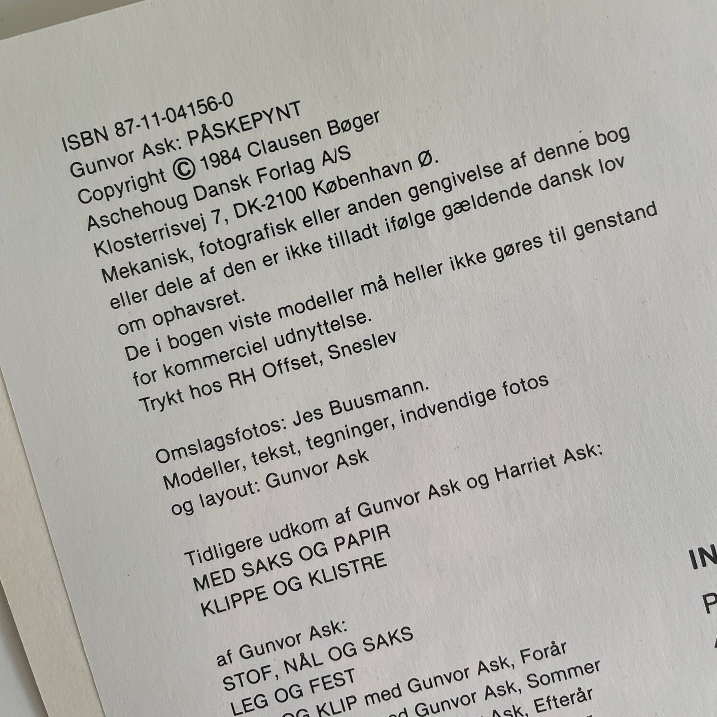 Bok om påskepynt