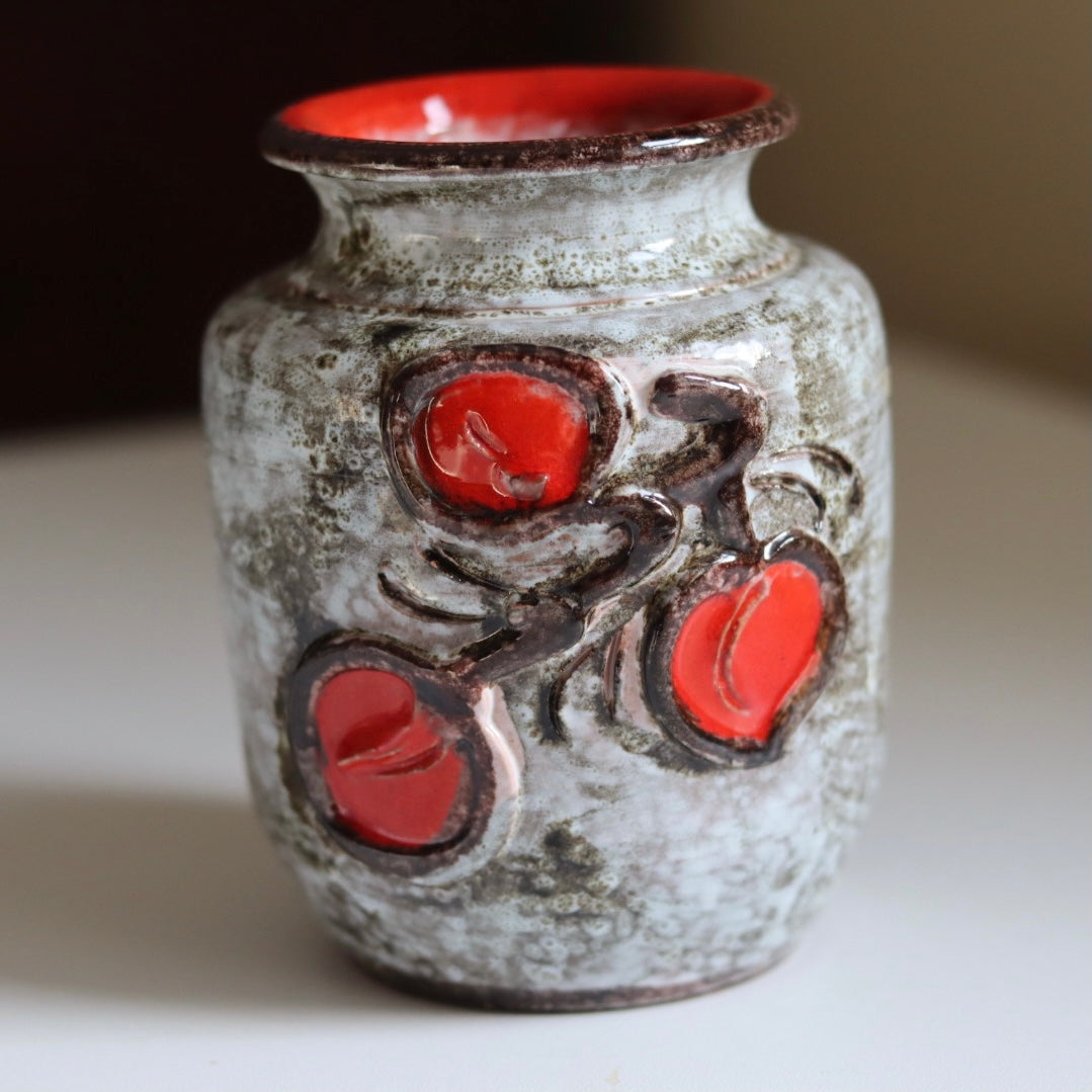 Retrovase i vest-tysk keramikk