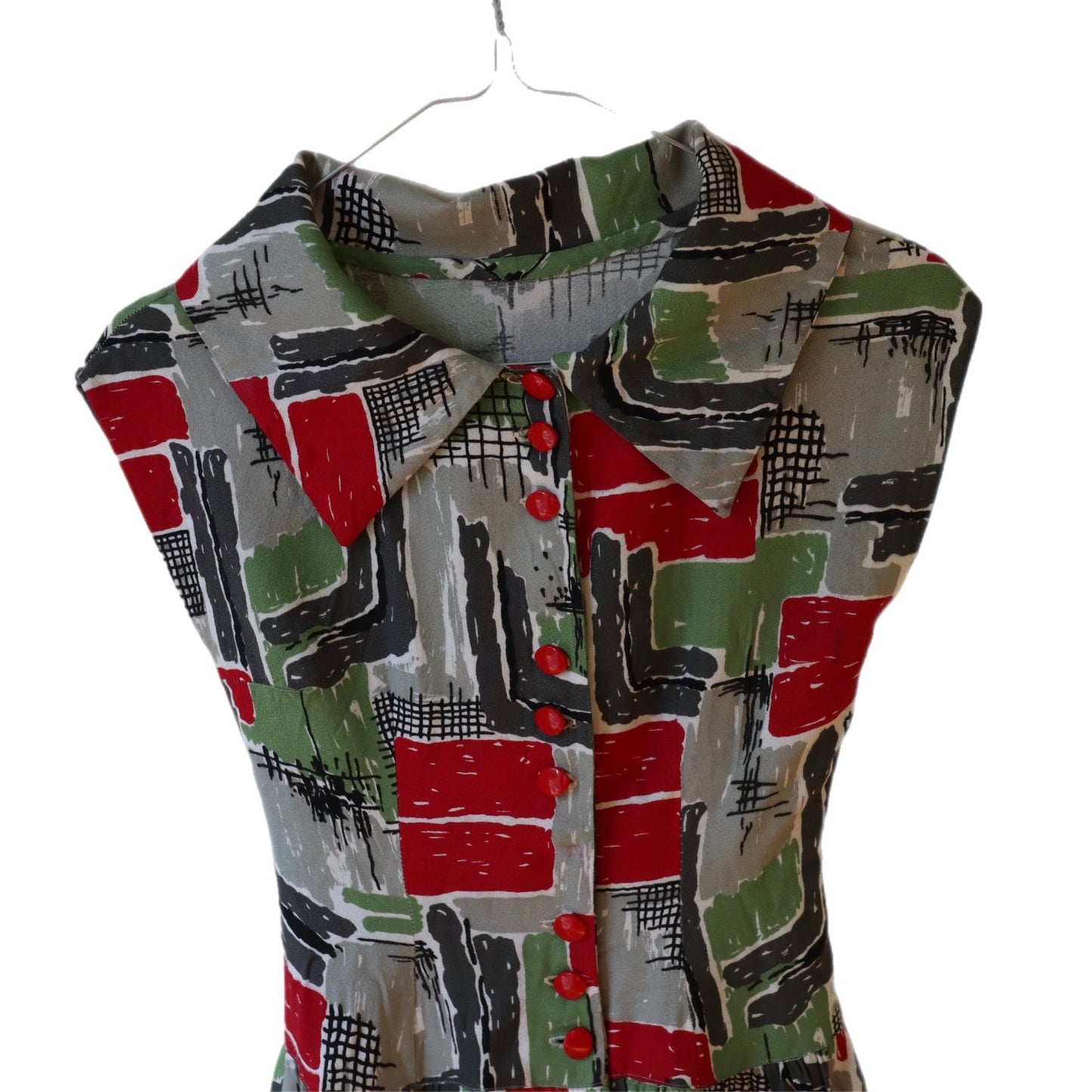 Vintage kjole i rødt, grønt og grått