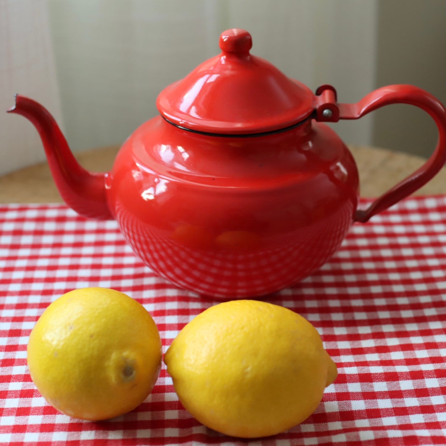 Emaljert tekjele - retro