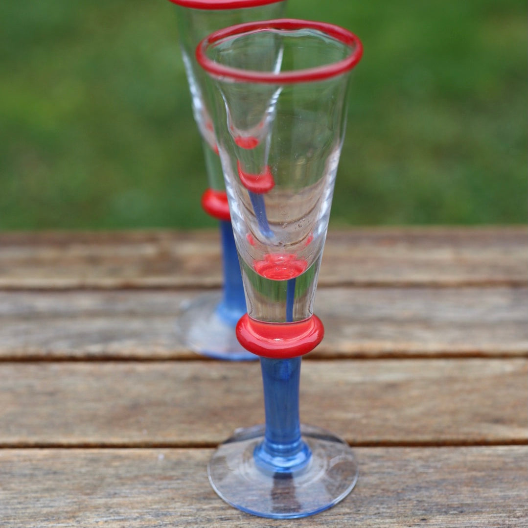 Drammeglass i kunstglass