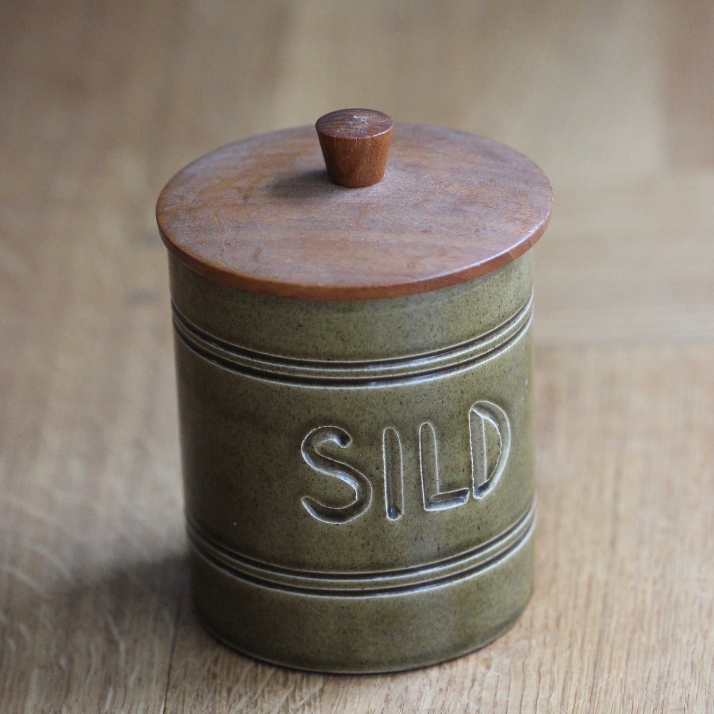 Kjøkkenkrukker retro til sild