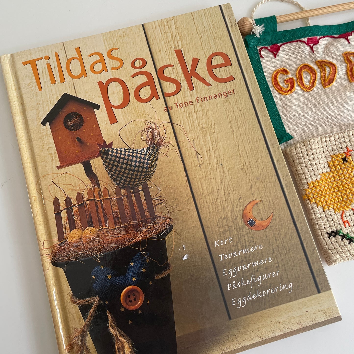 Bok om påskepynt - Tildas påske