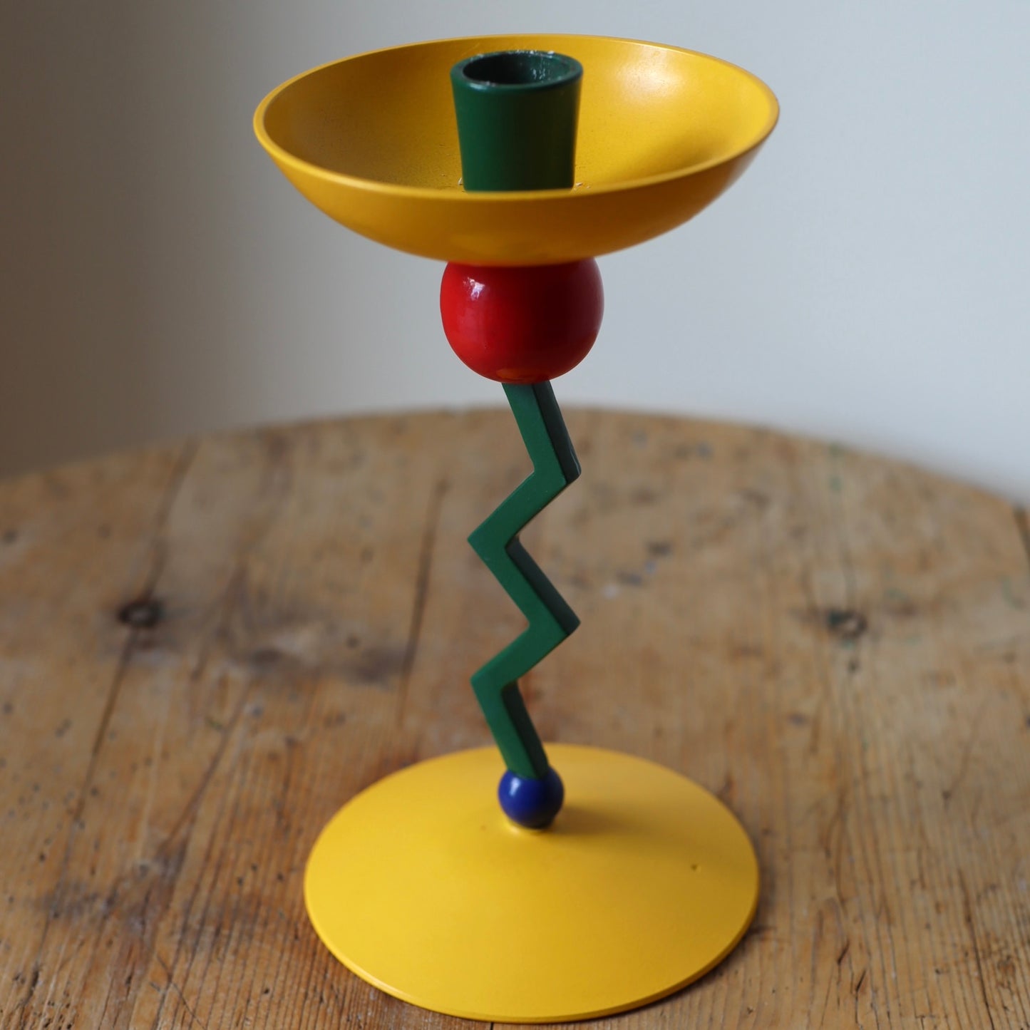 Lysestake i pop-art stil
