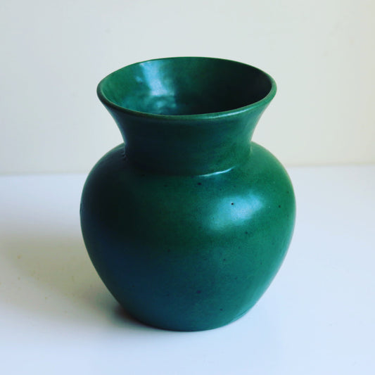 Grønn vase i keramikk - vintage
