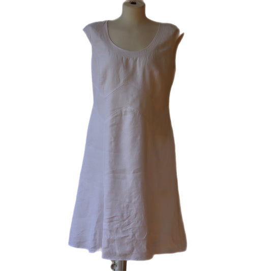 Hvit kjole i lin - secondhand