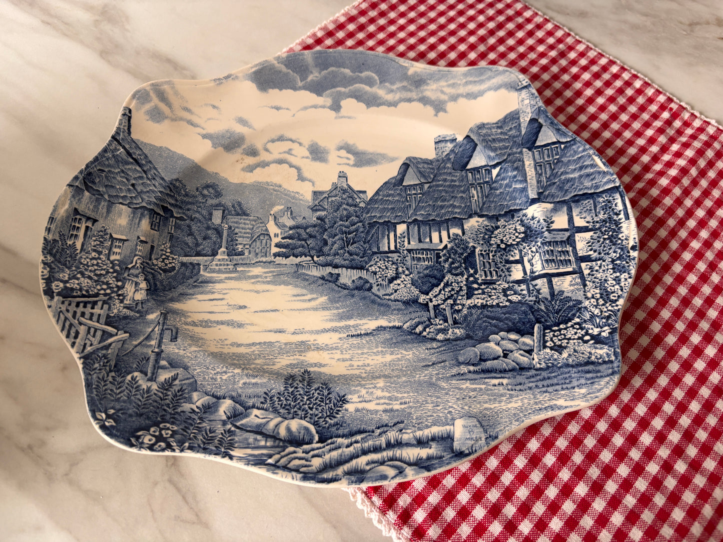 Middagsservise i blå-hvit porselen Old English vintage