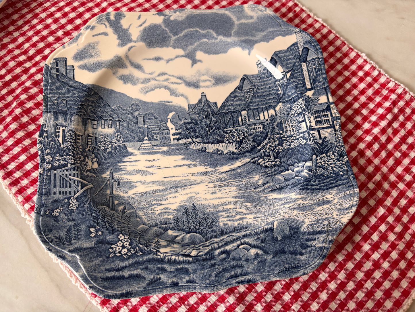 Middagsservise i blå-hvit porselen Old English vintage