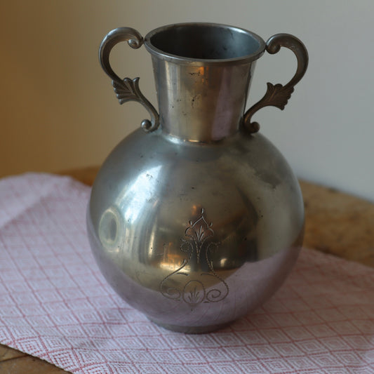 Vase i svensk tenn - vintage