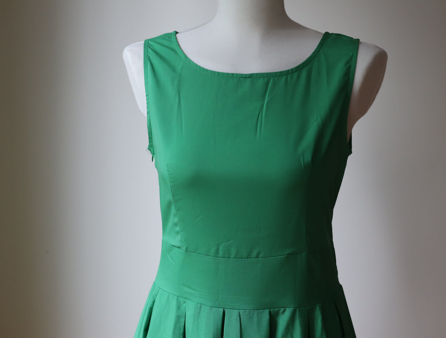 Grønn kjole secondhand