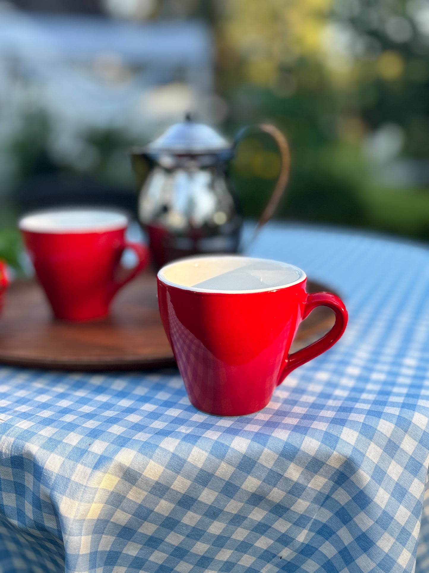 Espressokopper og vintage kaffekanne
