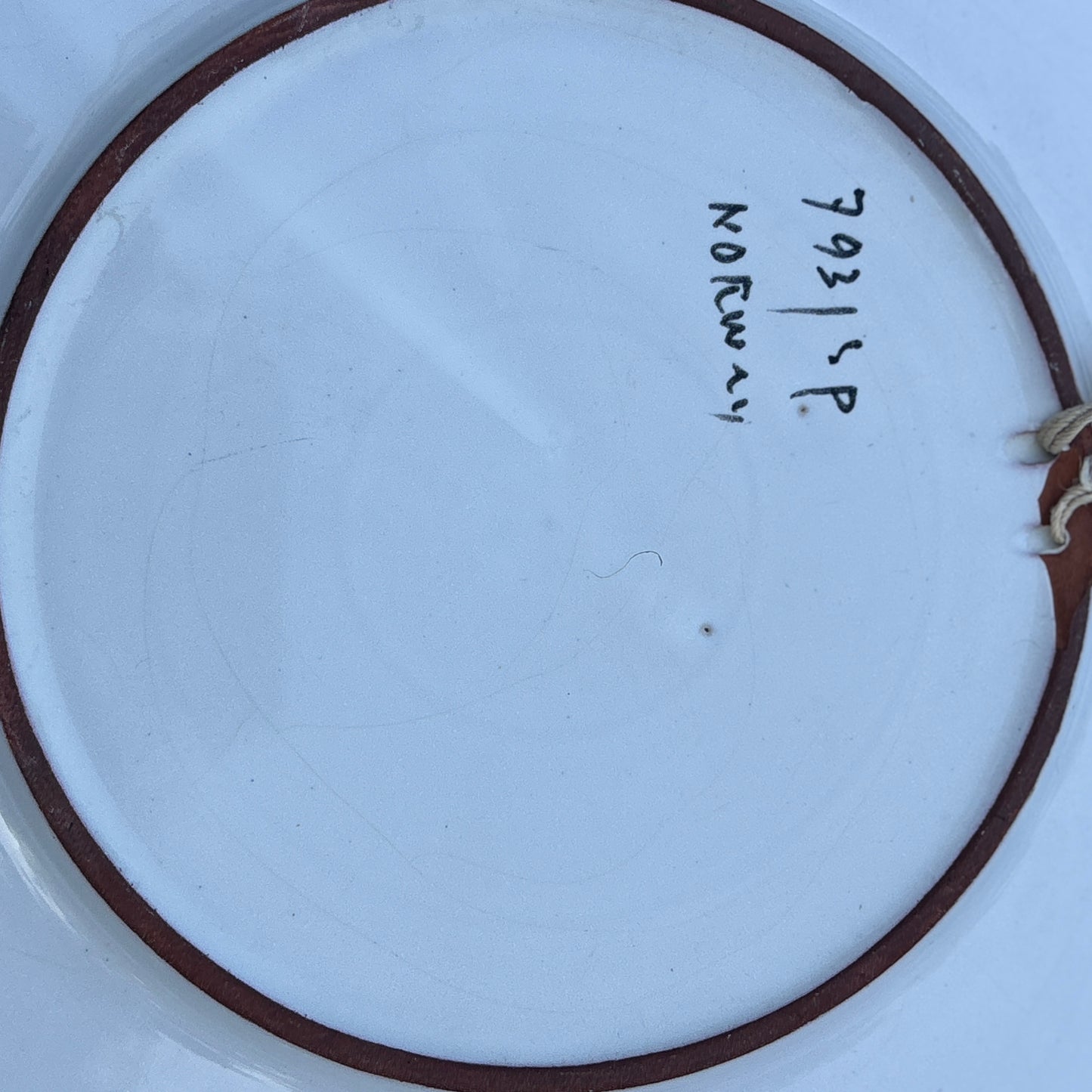 Platte vintage fra Graveren keramikk