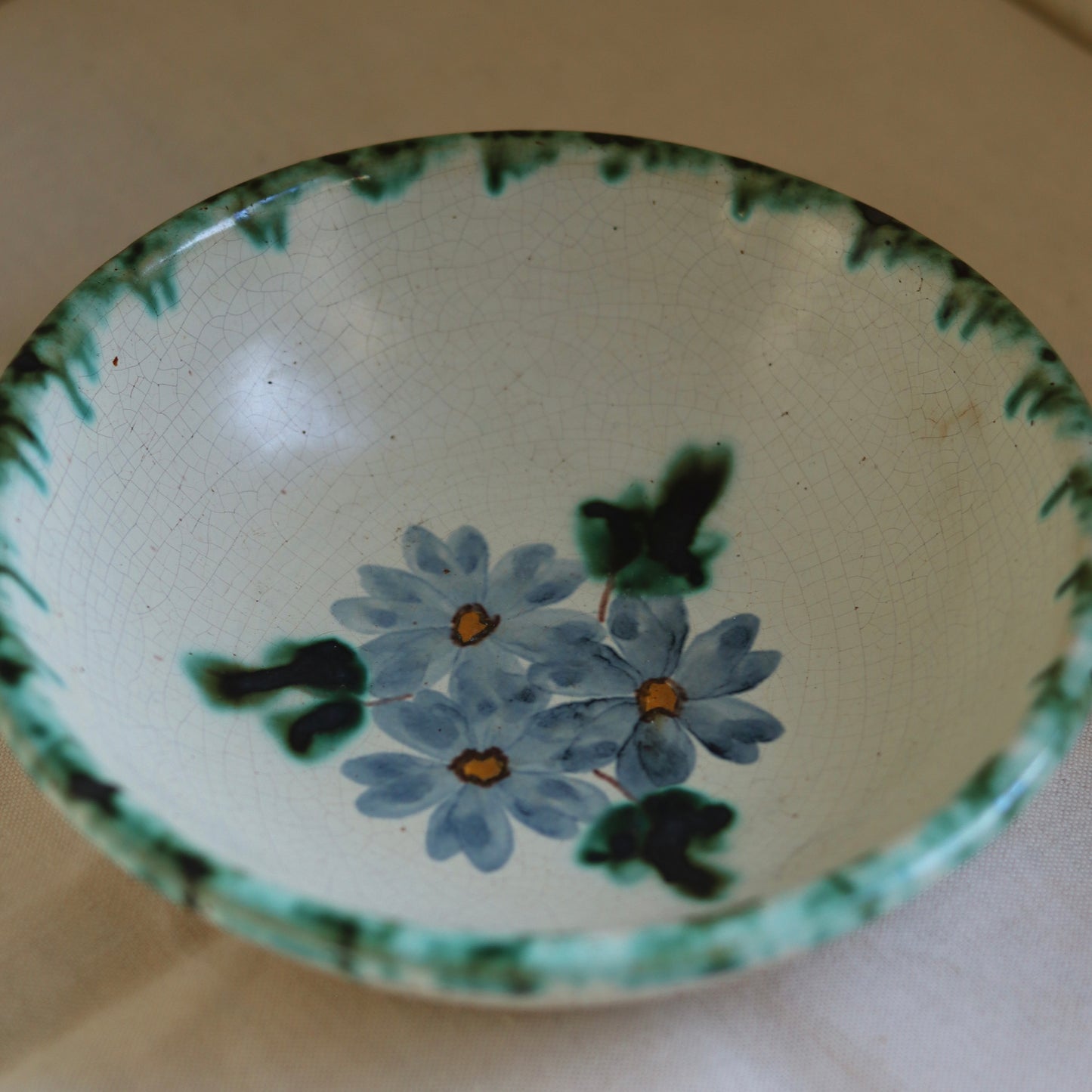Vintage skåler i keramikk