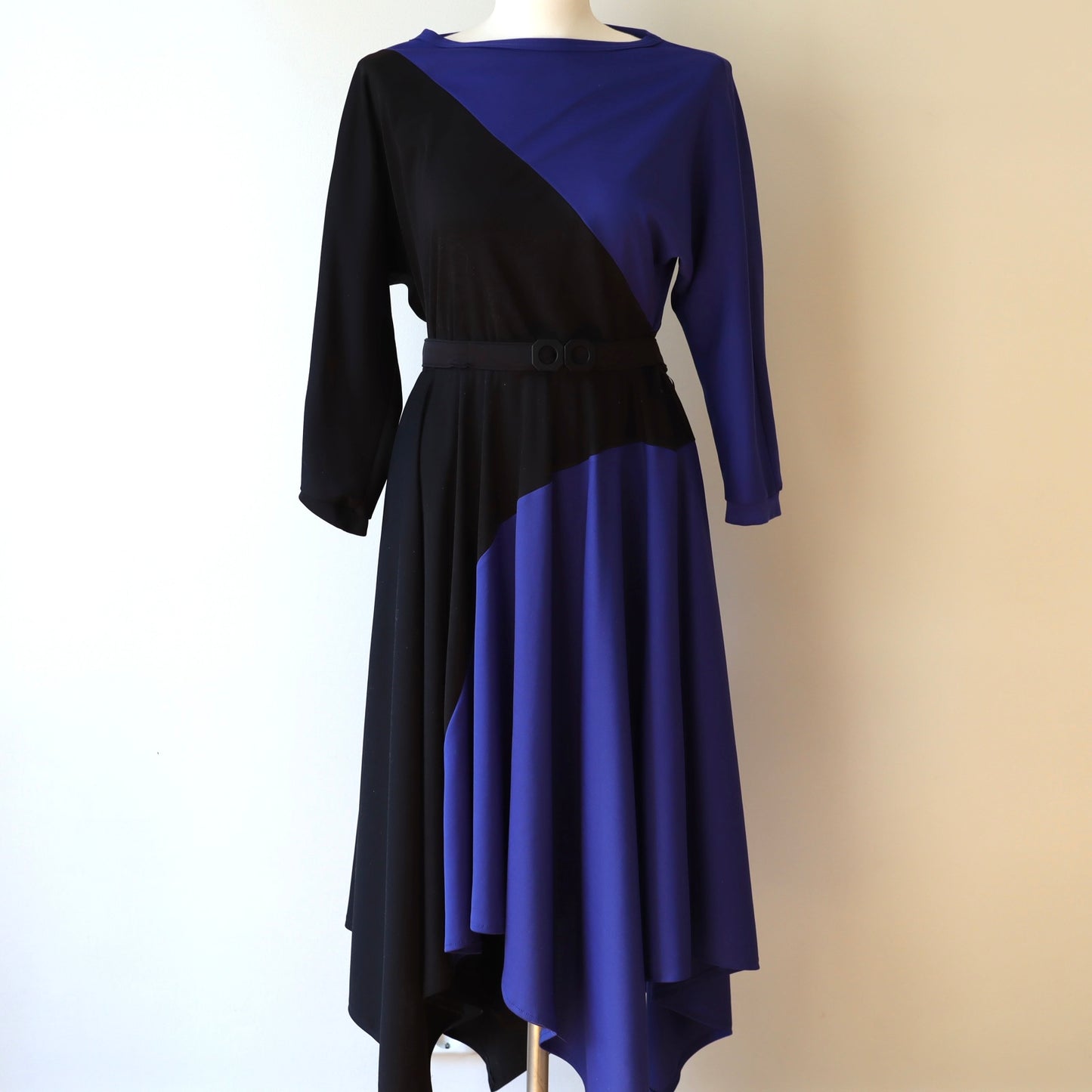 Vintagekjole, i blått og svart